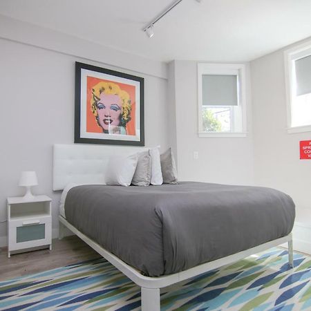 Stylish Studio In Brookline-5Min Train To Boston.. #2 Eksteriør bilde