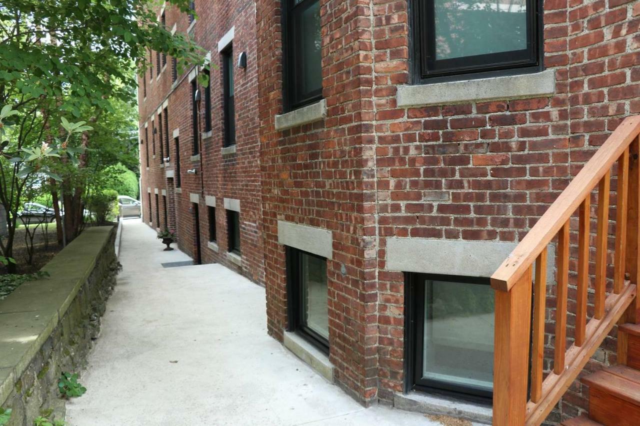Stylish Studio In Brookline-5Min Train To Boston.. #2 Eksteriør bilde